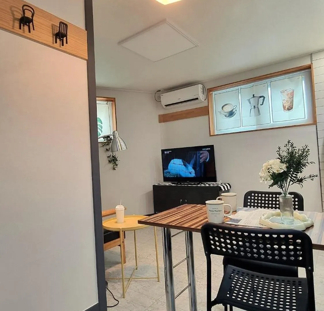 Petit Mejong Apartment Seoul